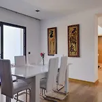 Can miami modern house close platja den bossa